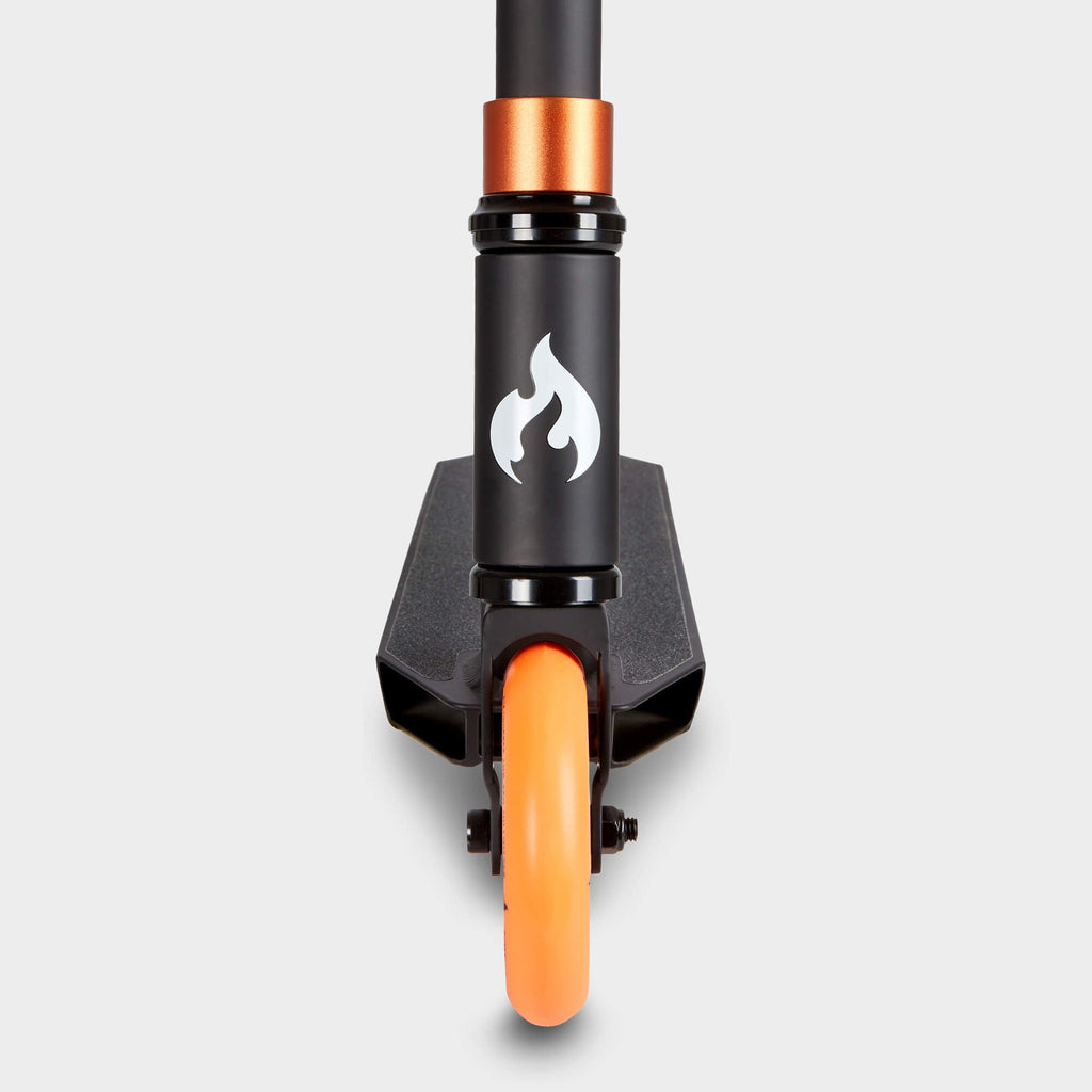 Base Stunt Scooter: Black & Orange