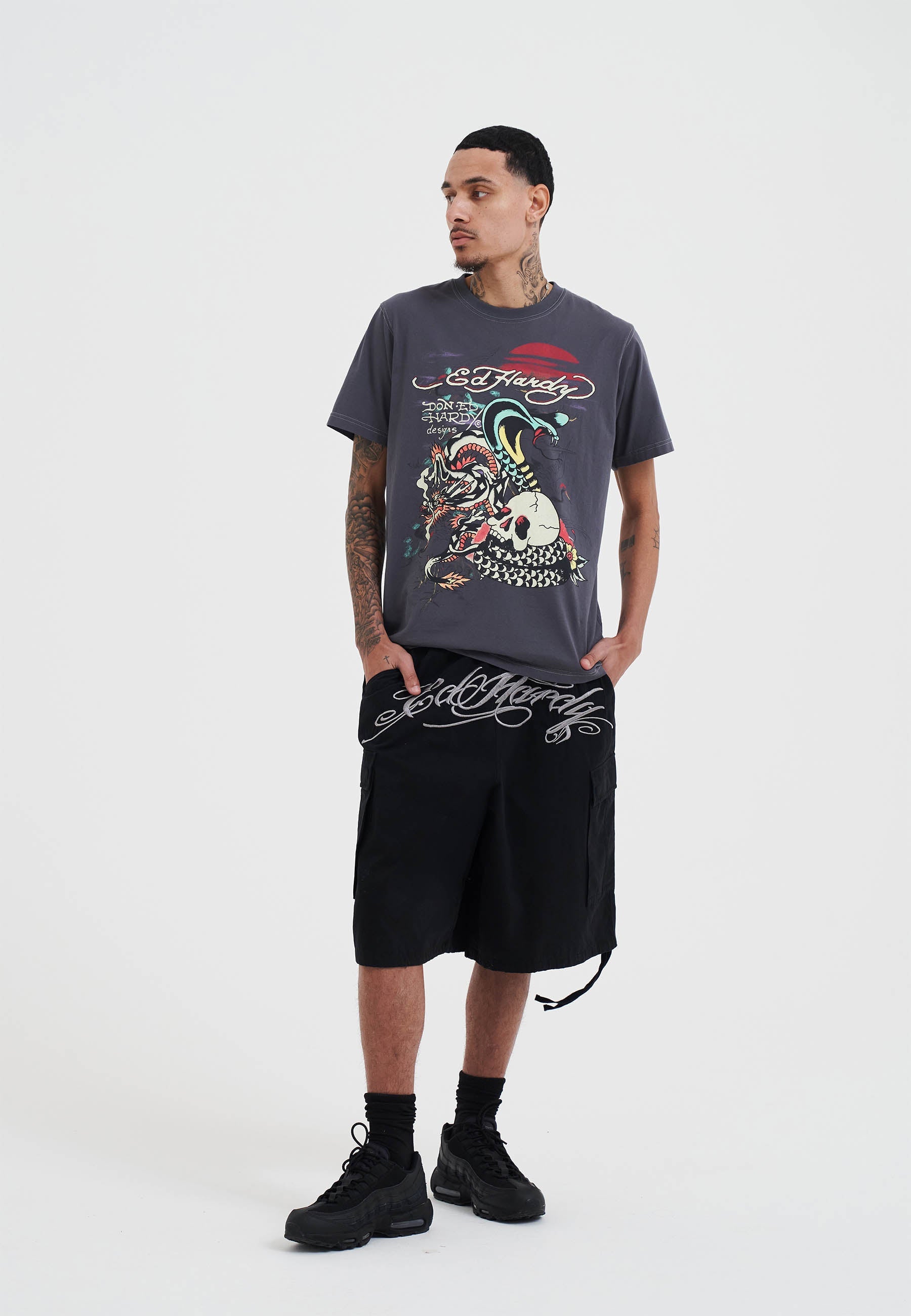 Mens Drag And Venom At Sunset T-Shirt - Charcoal