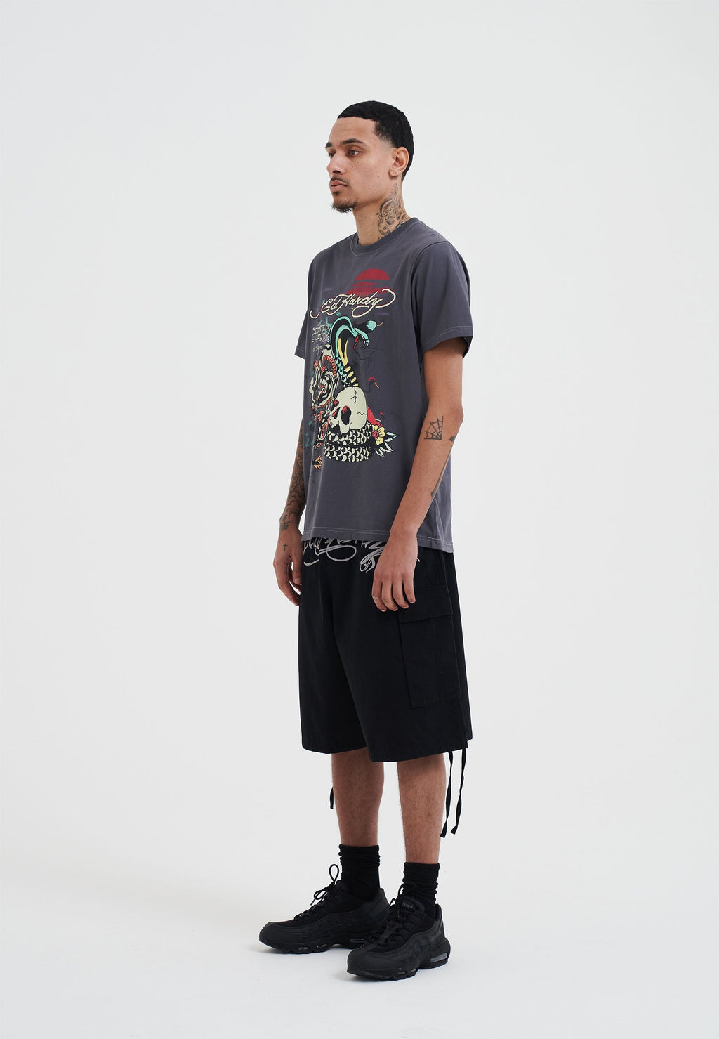 Mens Drag And Venom At Sunset T-Shirt - Charcoal