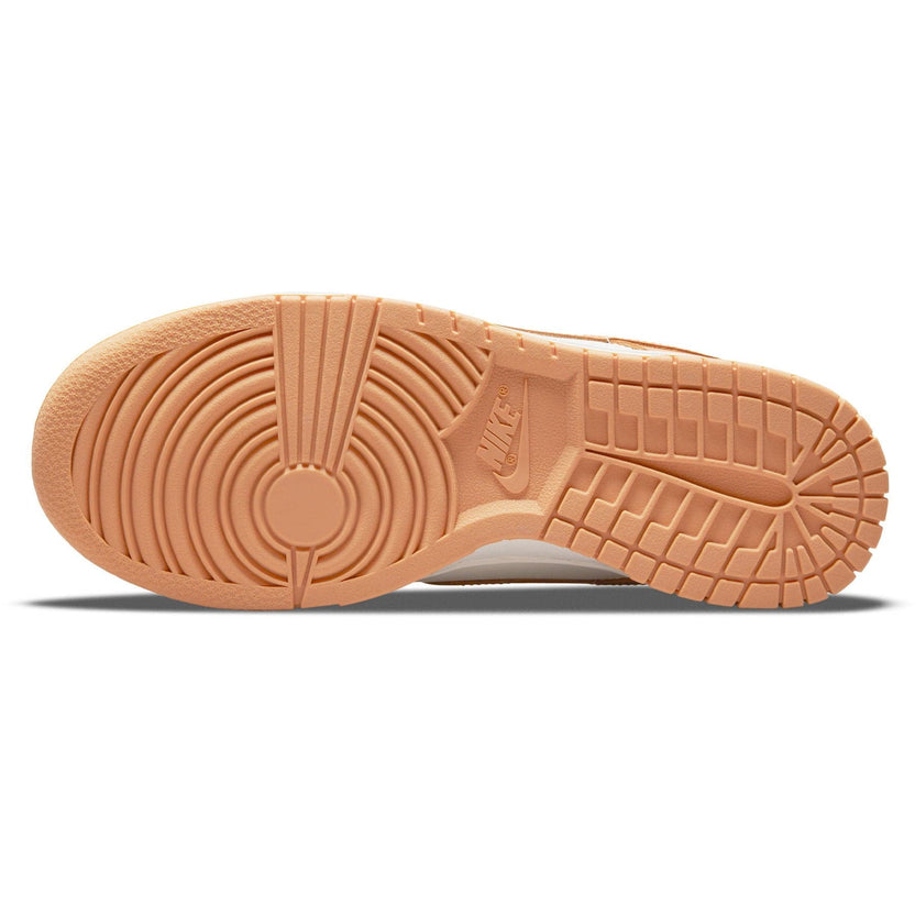 Nike Dunk Low 'Harvest Moon' (W)